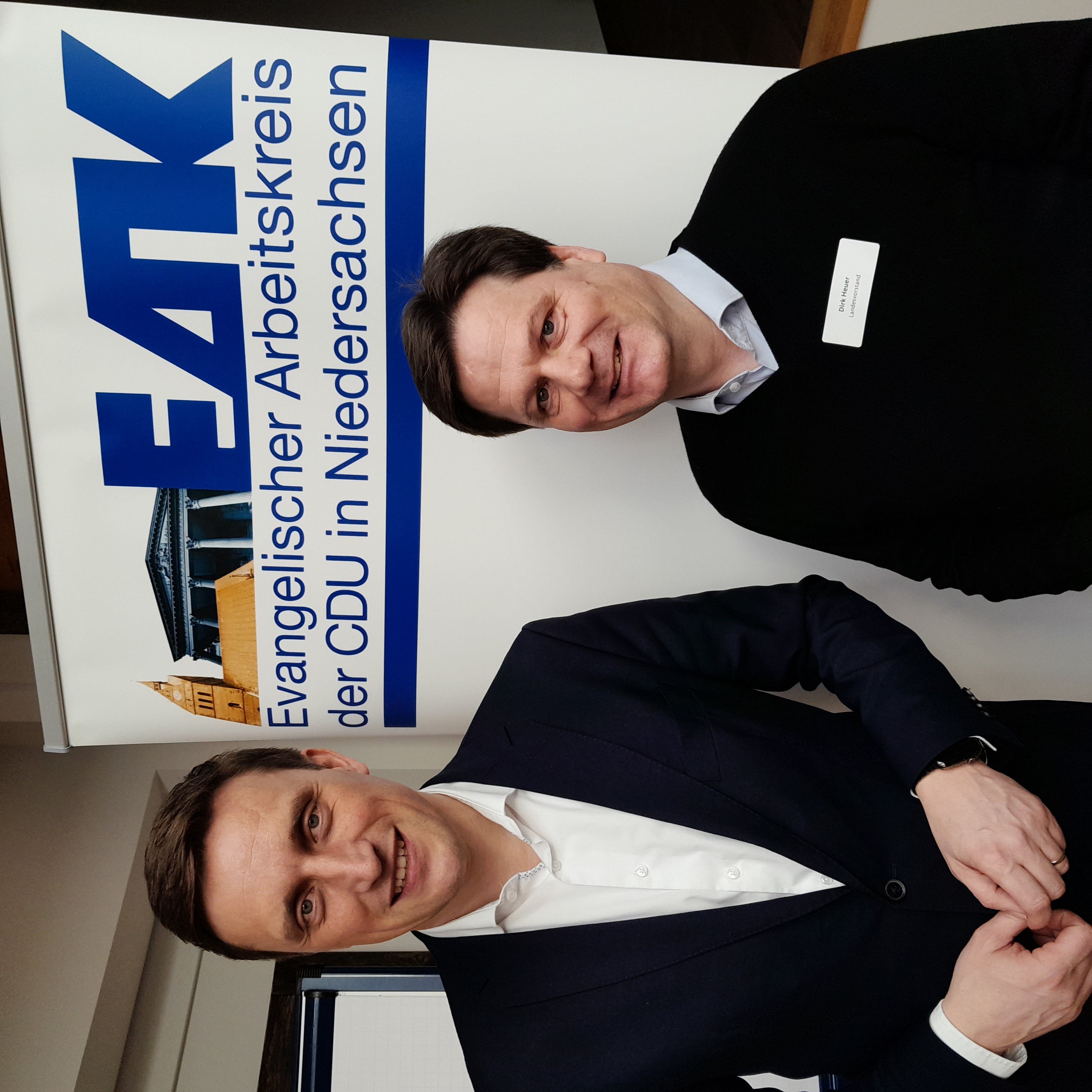 Info zum Foto: CDU-Landes- und Fraktionsvorsitzender Sebastian Lechner (l.) und EAK-Landesvorsitzender Pastor Dirk Heuer